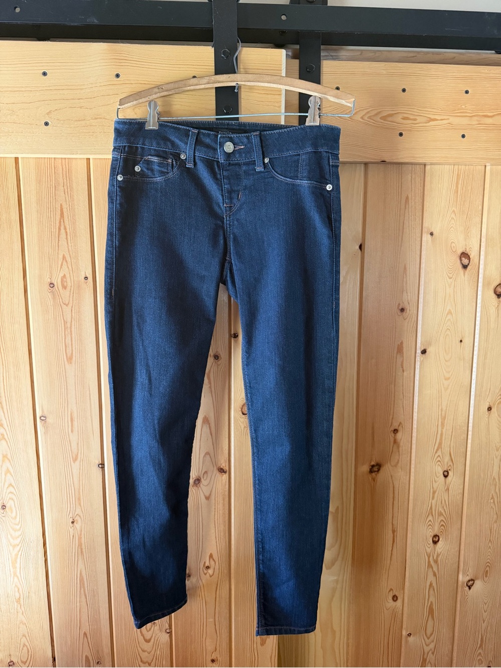 White House Black Market Women's Dark Blue Skinny Jeans